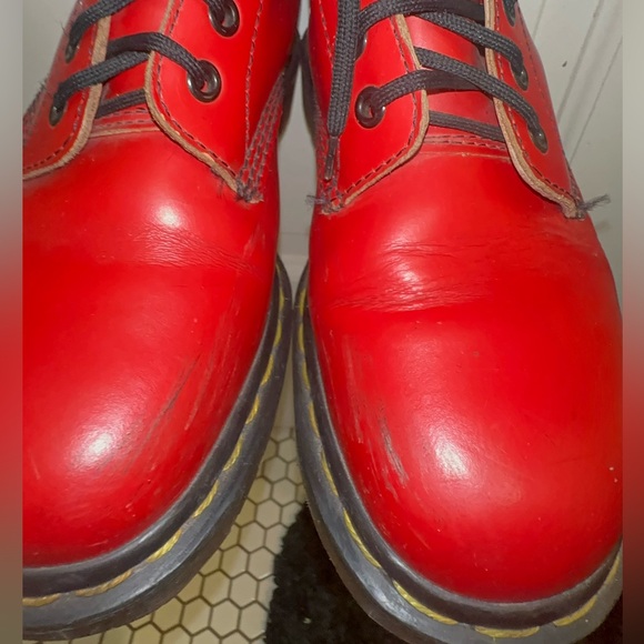 Unisex M5/W7 Made in England Dr Martens Red, The Orginal - Picture 4 of 8